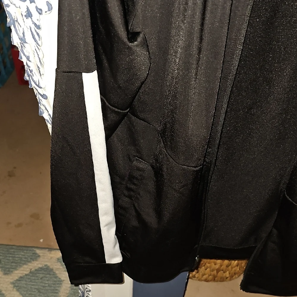 Puma Men's Black White Jacket Lightweight Athletic Sports Small Coat